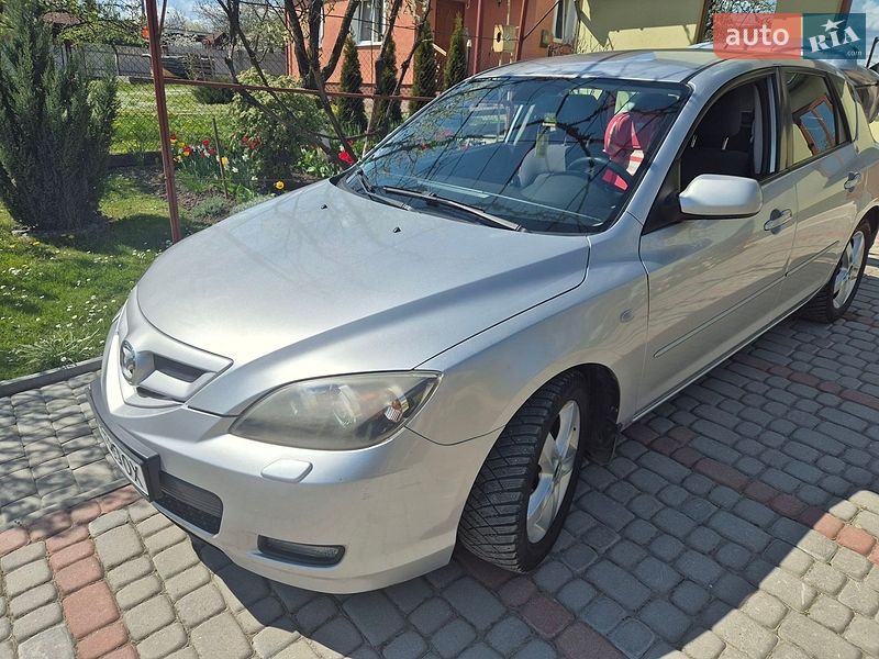 Хэтчбек Mazda 3 2008 в Дрогобыче