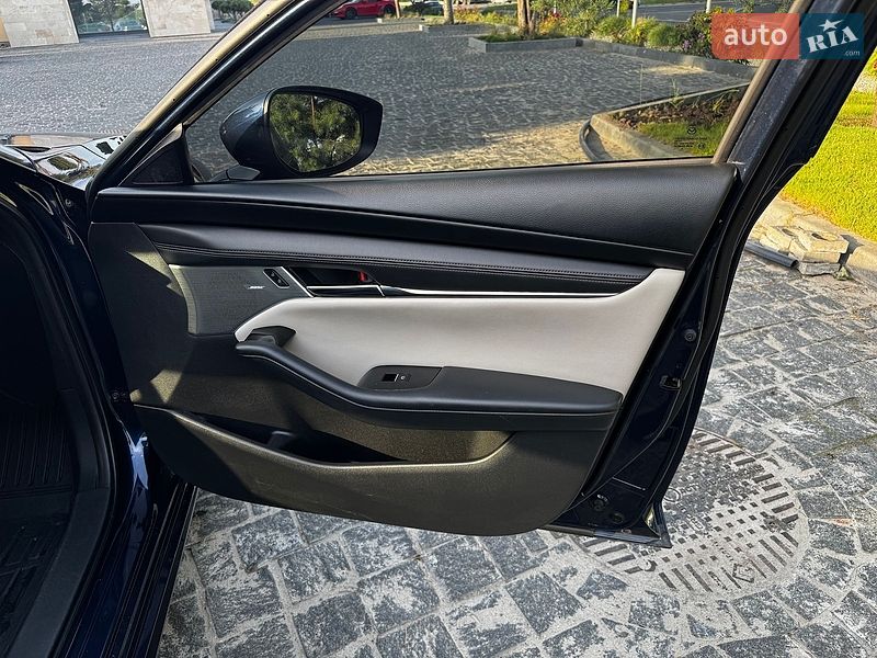 Седан Mazda 3 2019 в Львове фото 24 Седан Mazda 3 2019 в Львове