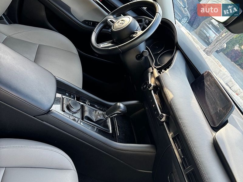 Седан Mazda 3 2019 в Львове фото 25 Седан Mazda 3 2019 в Львове