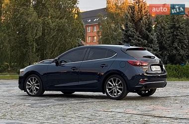 Хетчбек Mazda 3 2018 в Житомирі