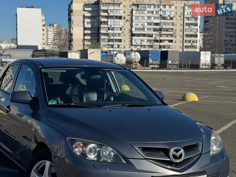 Хэтчбек Mazda 3 2009 в Киеве