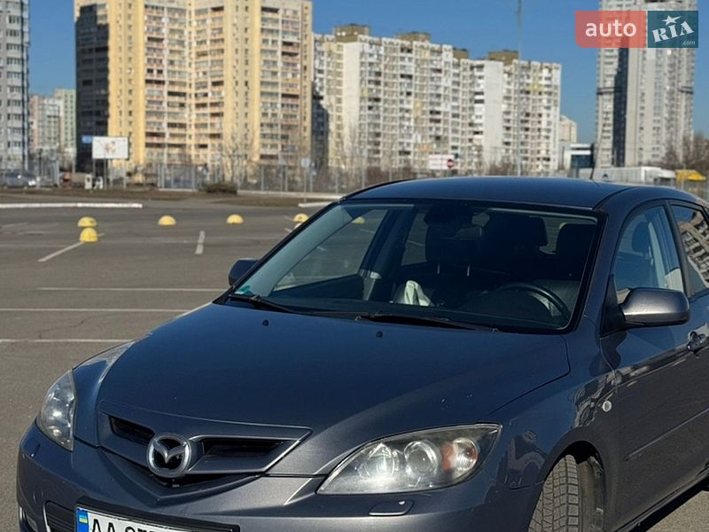 Хэтчбек Mazda 3 2009 в Киеве