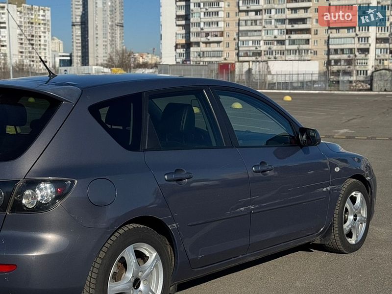 Хэтчбек Mazda 3 2009 в Киеве