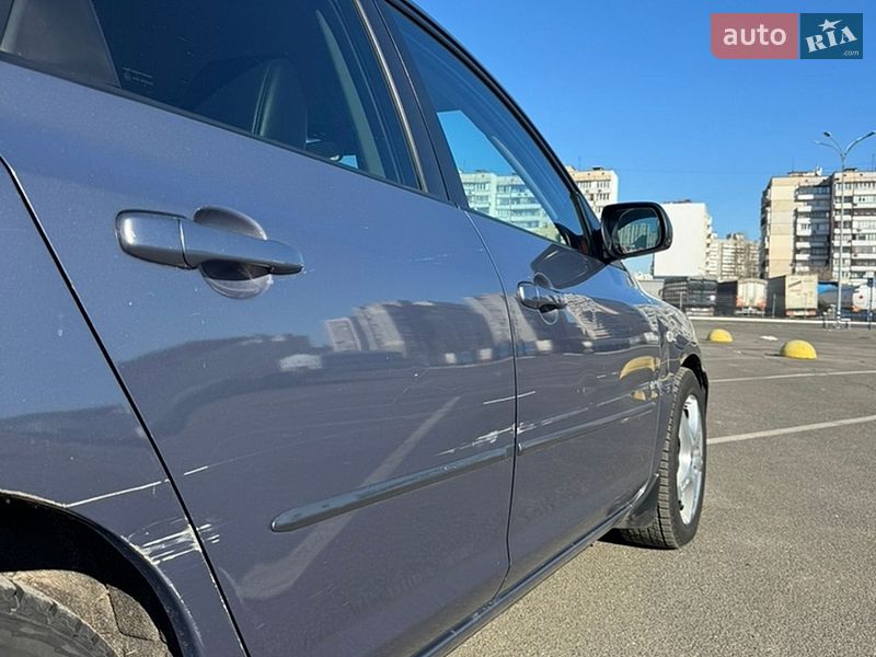 Хэтчбек Mazda 3 2009 в Киеве
