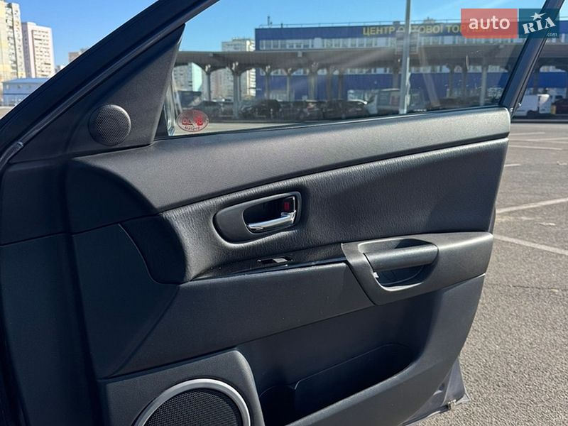 Хэтчбек Mazda 3 2009 в Киеве