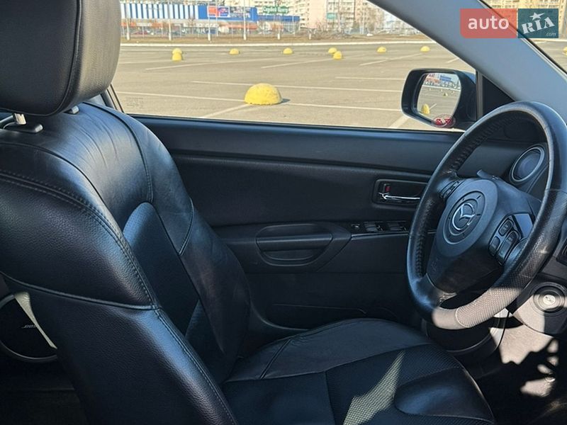 Хэтчбек Mazda 3 2009 в Киеве