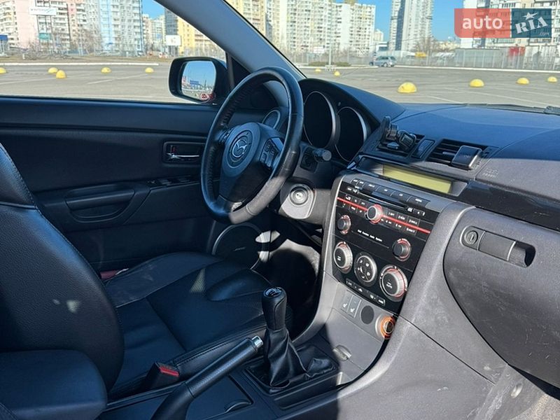 Хэтчбек Mazda 3 2009 в Киеве
