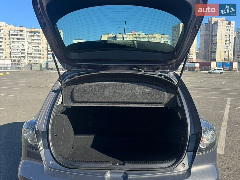 Хэтчбек Mazda 3 2009 в Киеве
