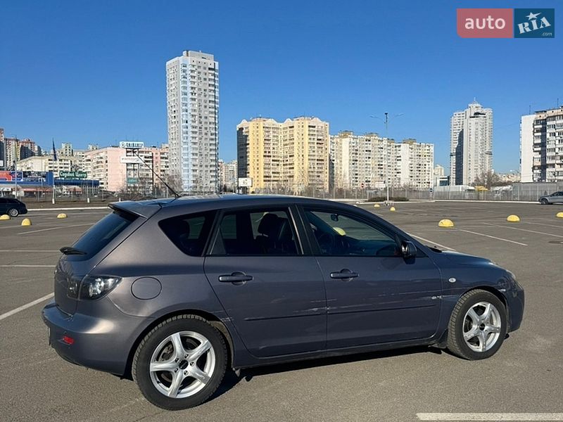 Хэтчбек Mazda 3 2009 в Киеве