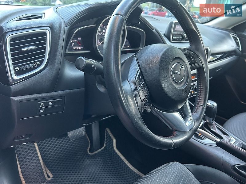 Седан Mazda 3 2014 в Києві