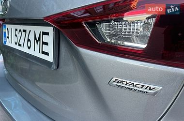 Седан Mazda 3 2014 в Києві