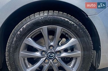 Хетчбек Mazda 3 2016 в Житомирі