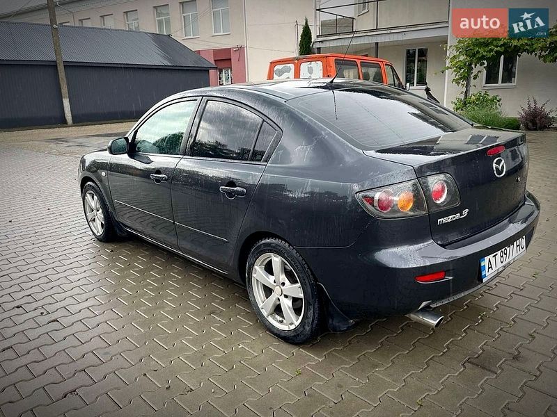 Седан Mazda 3 2005 в Ивано-Франковске