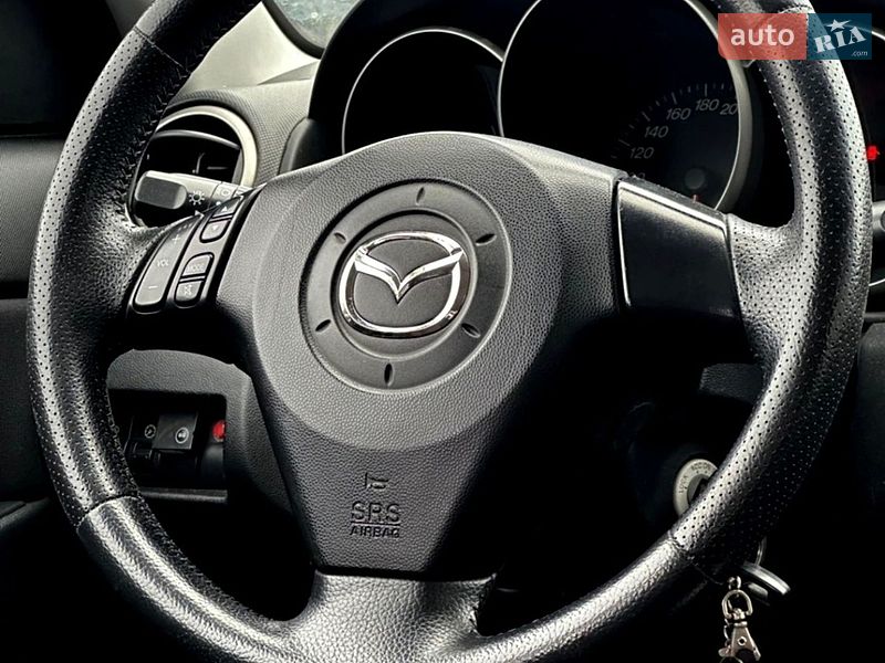Седан Mazda 3 2005 в Ивано-Франковске