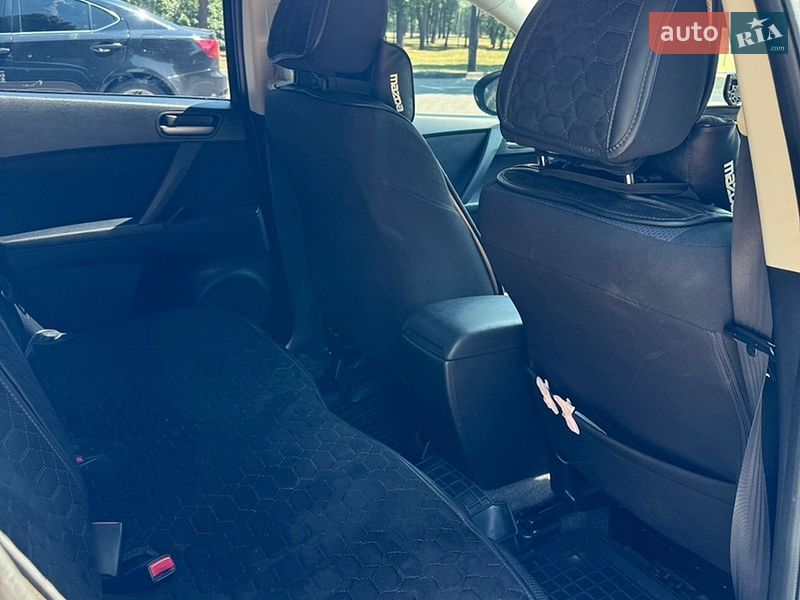 Седан Mazda 3 2010 в Кропивницком