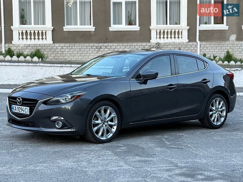 Седан Mazda 3 2014 в Тараще