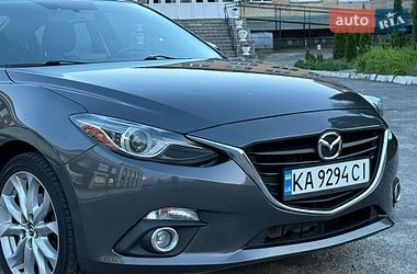 Седан Mazda 3 2014 в Тараще