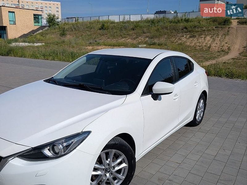 Седан Mazda 3 2013 в Хмельницком