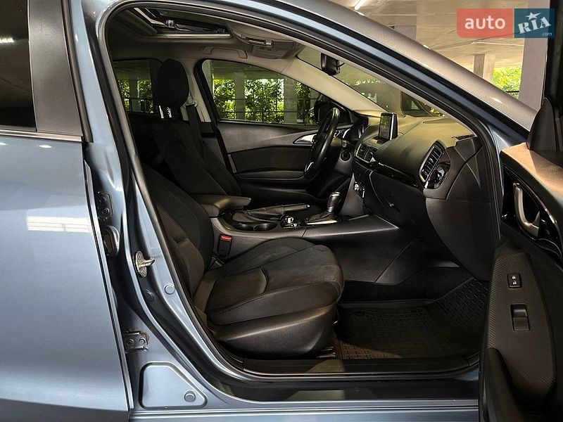Седан Mazda 3 2016 в Одессе