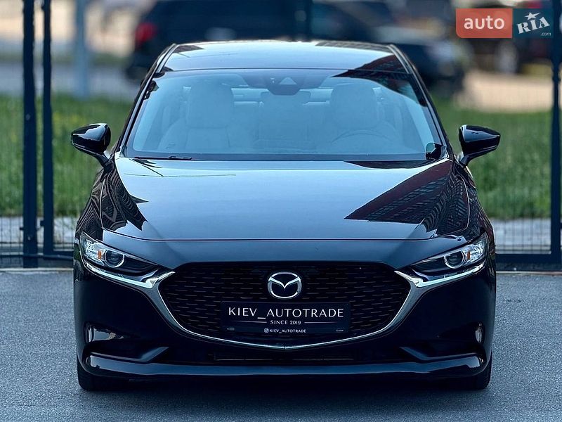 Седан Mazda 3 2019 в Києві