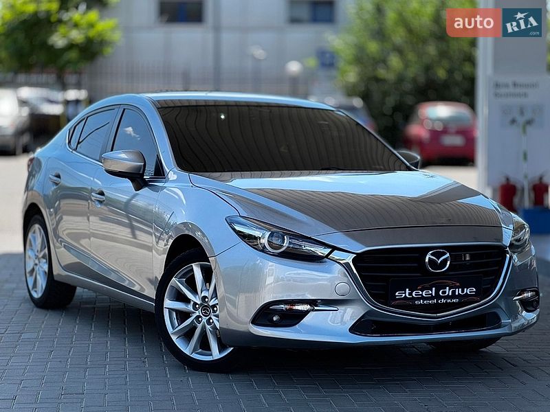 Седан Mazda 3 2013 в Николаеве