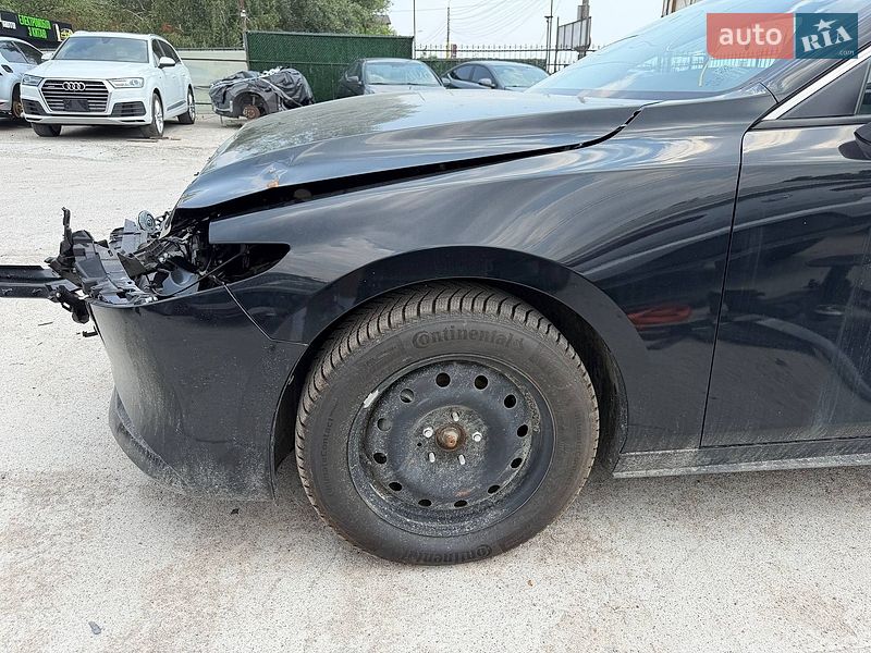 Седан Mazda 3 2025 в Киеве