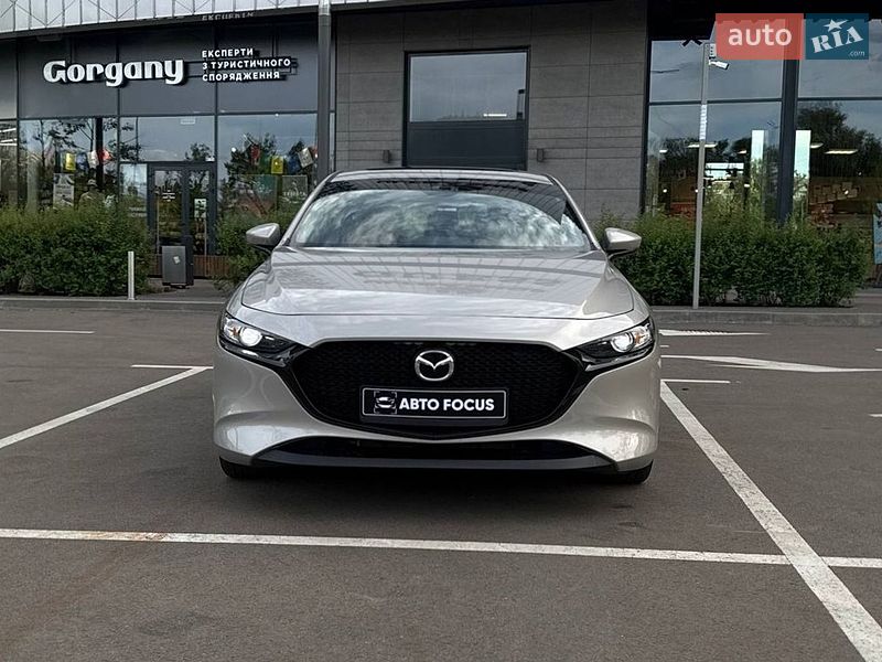 Хэтчбек Mazda 3 2024 в Киеве