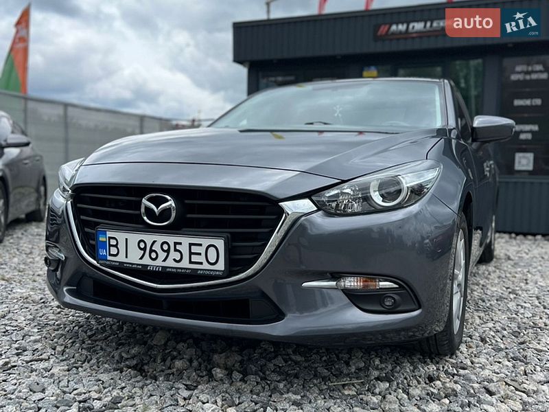 Седан Mazda 3 2013 в Полтаве