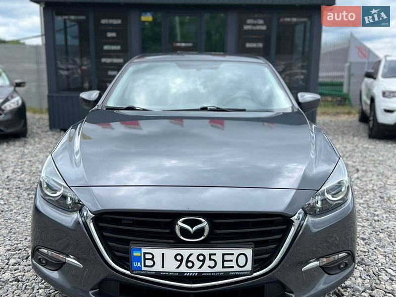Седан Mazda 3 2013 в Полтаве