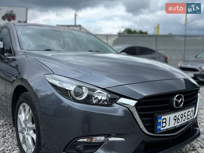 Седан Mazda 3 2013 в Полтаве