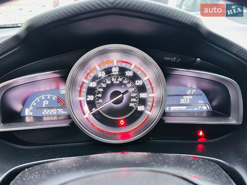 Седан Mazda 3 2016 в Києві