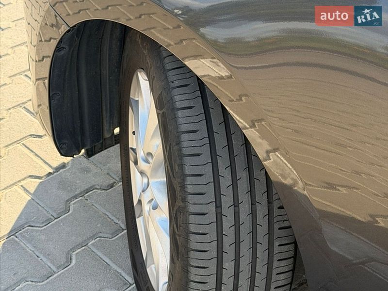 Седан Mazda 3 2014 в Києві