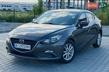 Седан Mazda 3 2014 в Киеве
