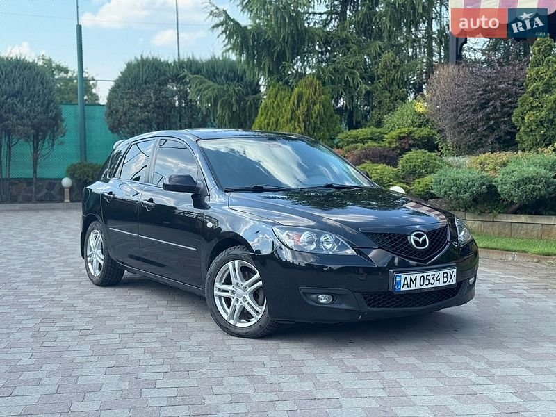 Хетчбек Mazda 3 2008 в Сарнах