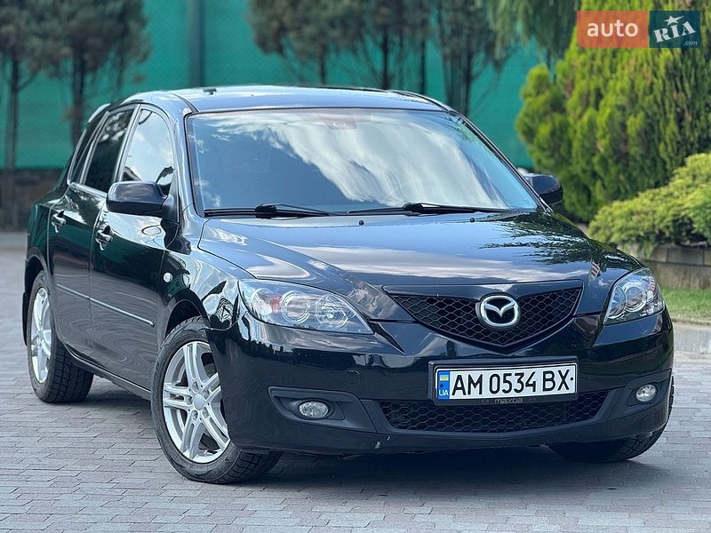Хетчбек Mazda 3 2008 в Сарнах
