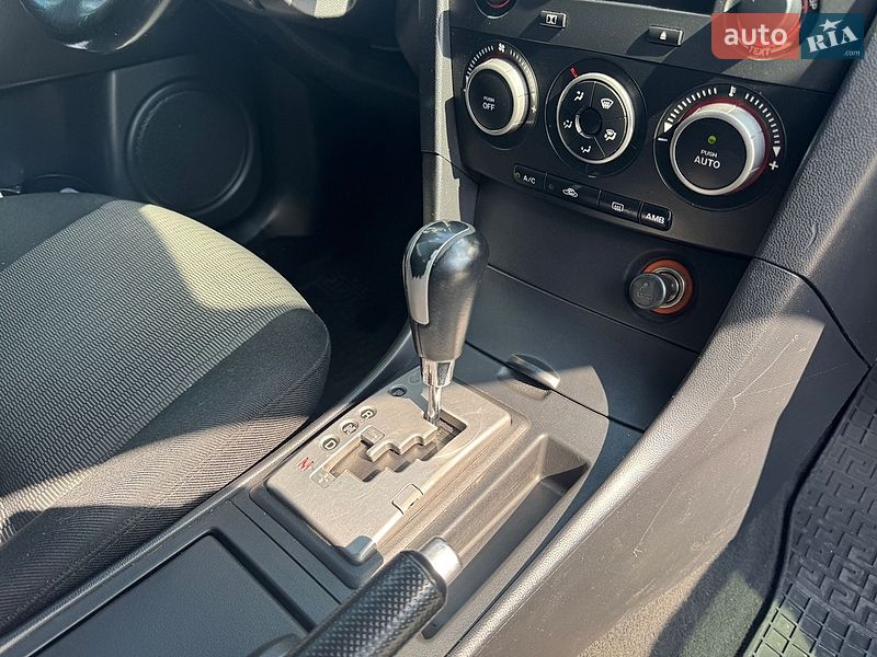 Хетчбек Mazda 3 2008 в Сарнах