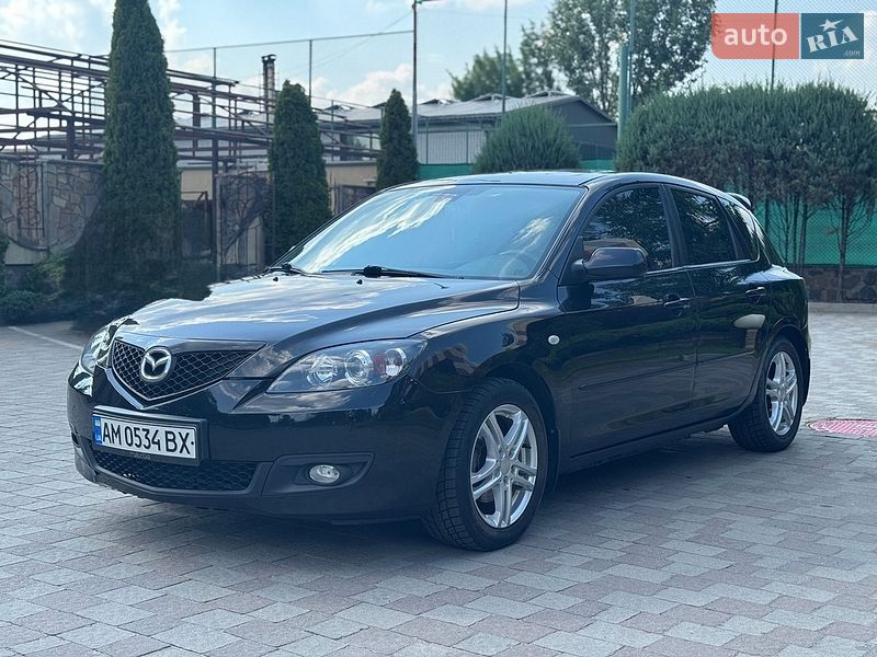 Хетчбек Mazda 3 2008 в Сарнах