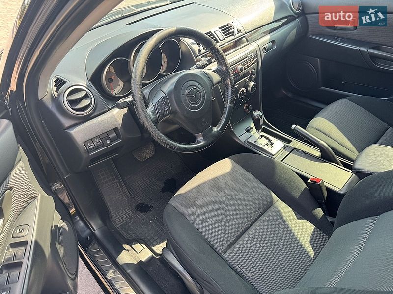 Хетчбек Mazda 3 2008 в Сарнах