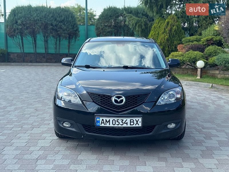 Хетчбек Mazda 3 2008 в Сарнах