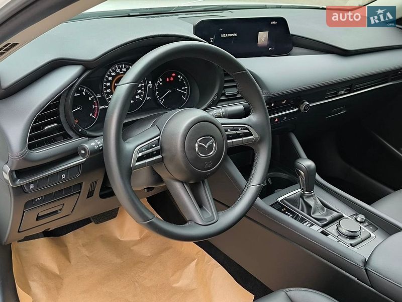 Седан Mazda 3 2022 в Днепре