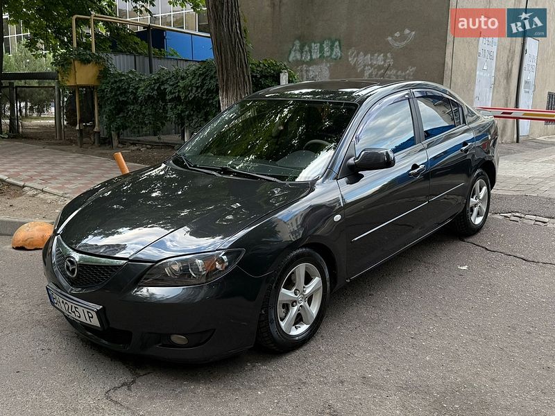 Mazda 3, фото з оголошення