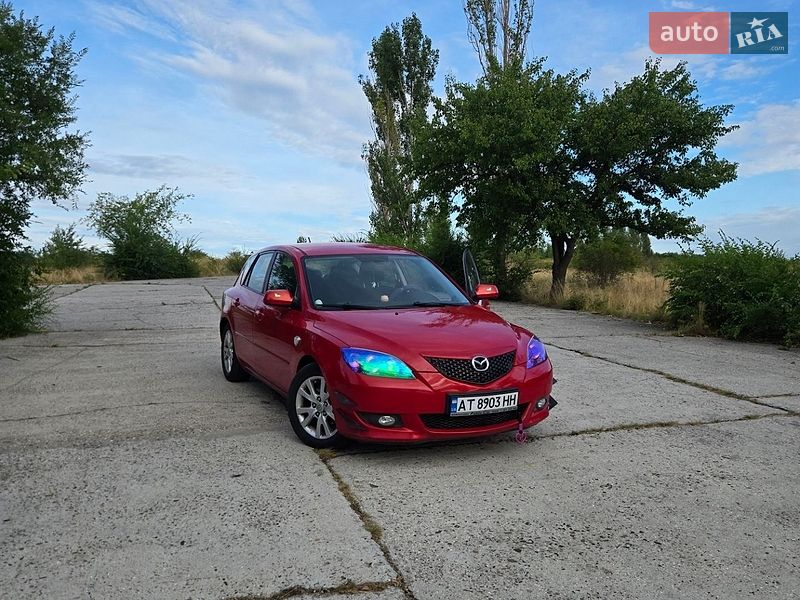 Хэтчбек Mazda 3 2005 в Южноукраинске