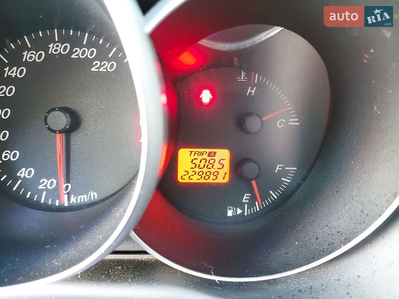 Хэтчбек Mazda 3 2005 в Южноукраинске