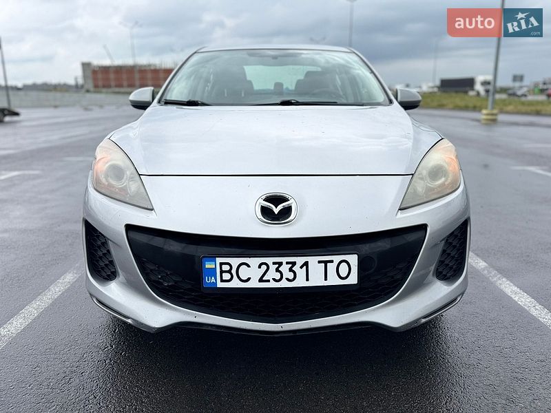 Седан Mazda 3 2013 в Львове