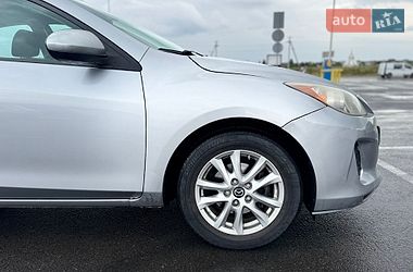 Седан Mazda 3 2013 в Львове