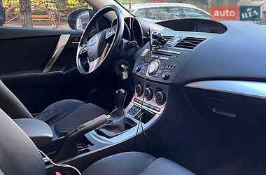 Хэтчбек Mazda 3 2011 в Тернополе