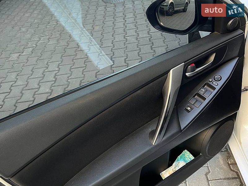 Хэтчбек Mazda 3 2011 в Тернополе