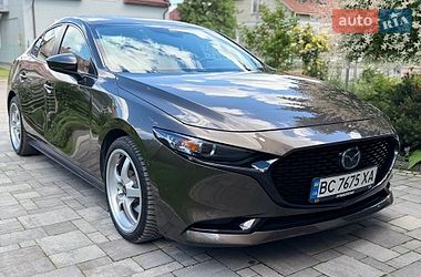 Седан Mazda 3 2019 в Львове