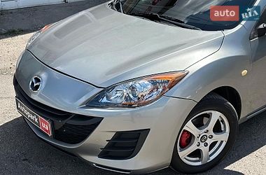 Седан Mazda 3 2011 в Виннице