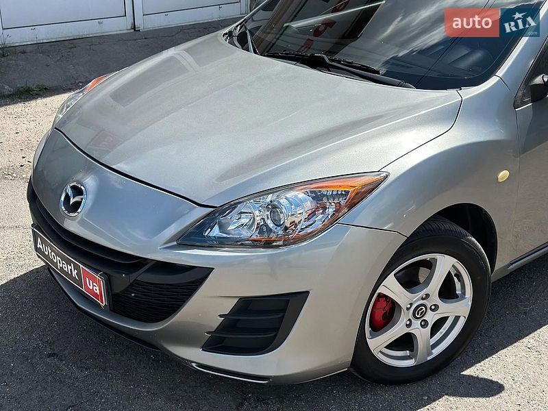Седан Mazda 3 2011 в Виннице